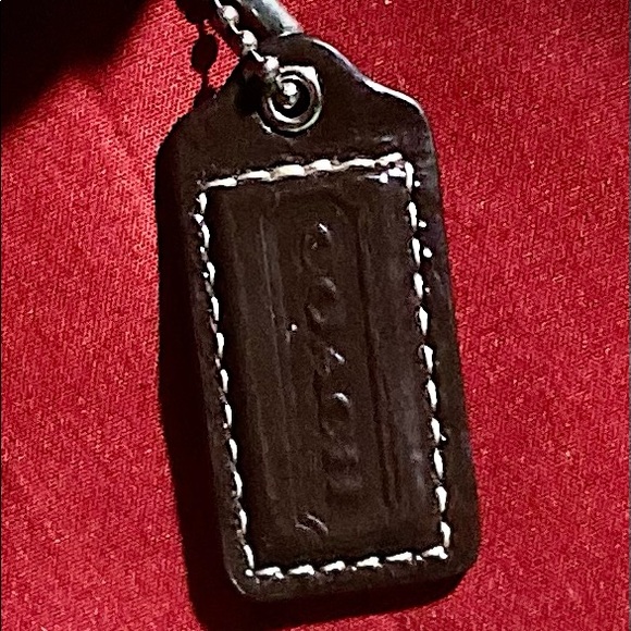 Coach Crossbody bad - Picture 3 of 5